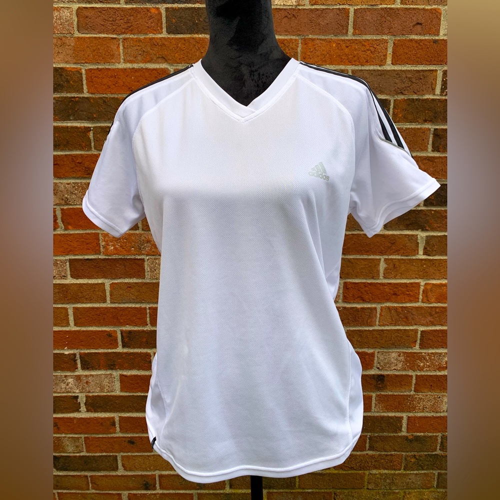 Adidas 3 stripe shirt size large